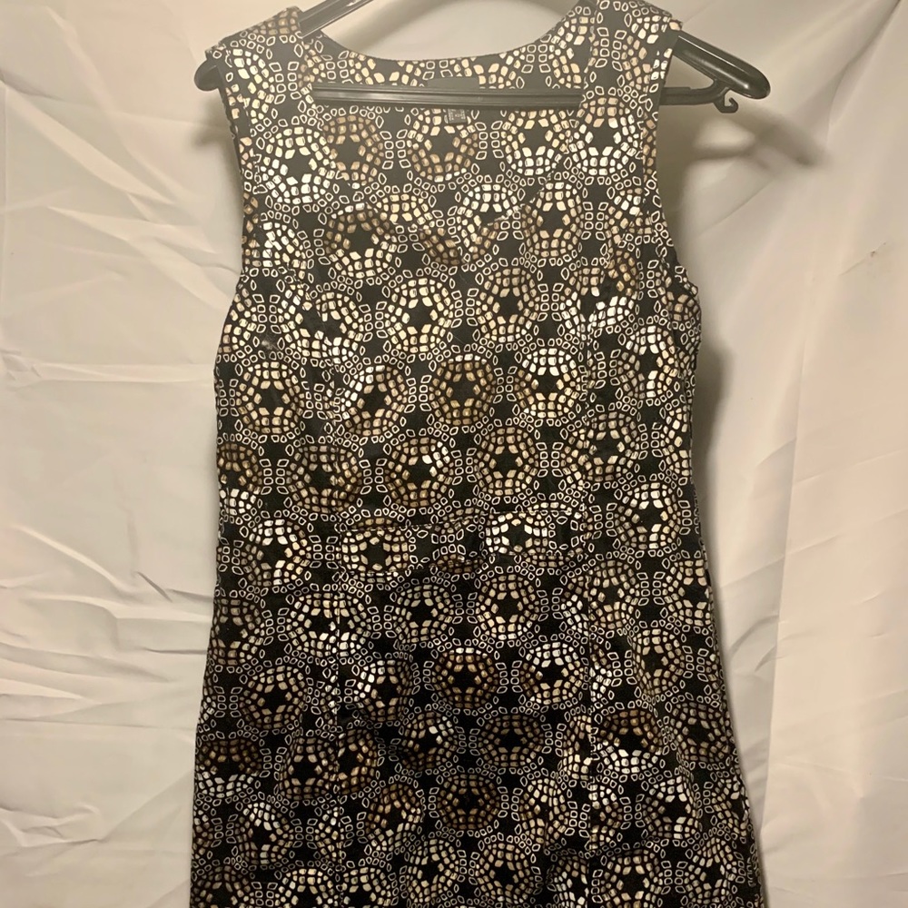NWOT! Cream/White Geo pattern Black Ladies Sz40 “MEXX” cotton cocktail dress